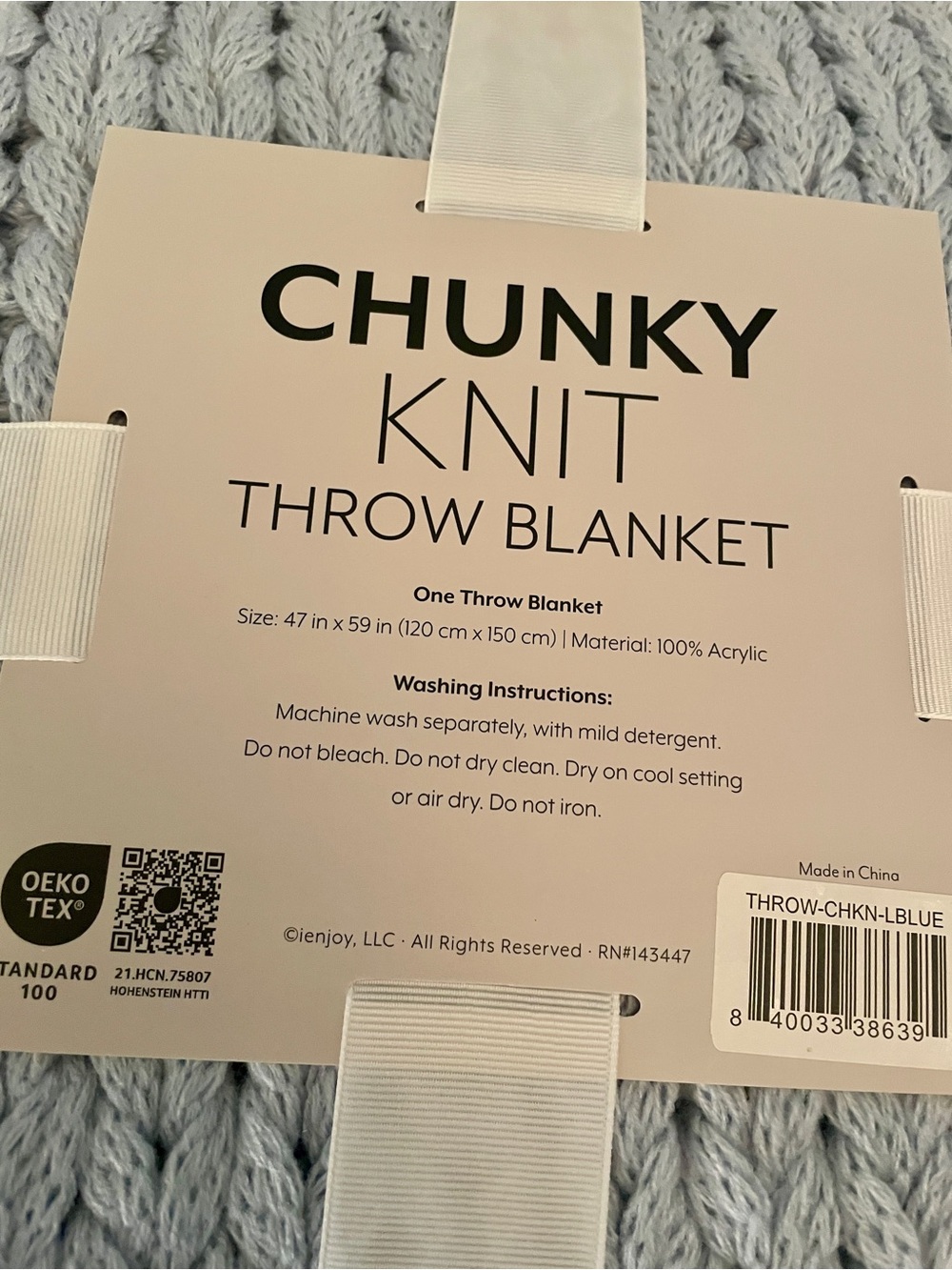 NWT Linens & Hutch Chunky Oversized Knit Throw Blanket in Blue. Fab!! - Picture 3 of 7